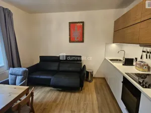 Pronájem bytu 2+kk, Praha - Libeň, Na stráži, 37 m2