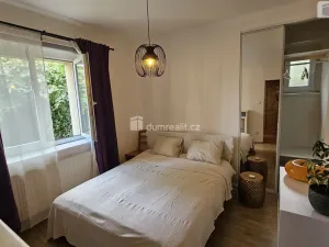 Pronájem bytu 2+kk, Praha - Libeň, Na stráži, 37 m2