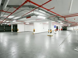 Pronájem garáže, Praha - Vysočany, Oktábcových, 15 m2