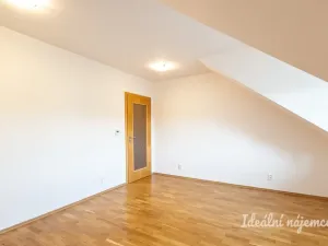 Pronájem bytu 2+1, Praha - Dejvice, Mydlářka, 55 m2