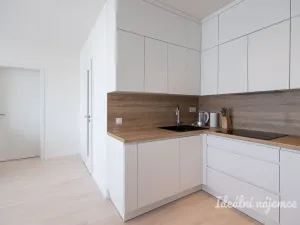 Pronájem bytu 2+kk, Praha - Libeň, Františka Kadlece, 56 m2