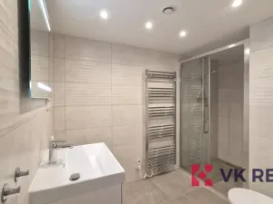 Pronájem obchodního prostoru, Praha - Řepy, Na moklině, 62 m2