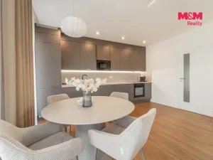 Prodej bytu 1+kk, Rokycany, Vysoký průhon, 43 m2