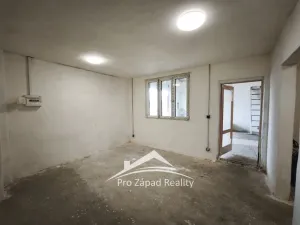 Prodej skladu, Plzeň, 301 m2