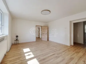 Prodej bytu 3+1, Vimperk - Vimperk II, Palackého, 90 m2