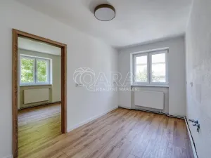 Prodej bytu 3+1, Vimperk - Vimperk II, Palackého, 90 m2