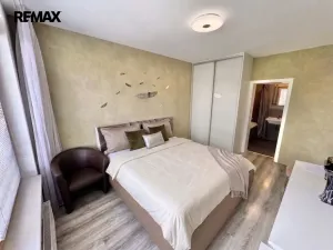 Prodej bytu 2+kk, Praha - Vysočany, Modrého, 61 m2