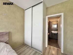 Prodej bytu 2+kk, Praha - Vysočany, Modrého, 61 m2