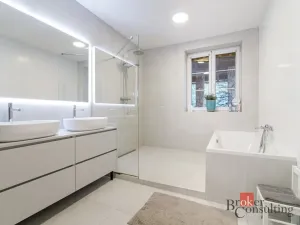 Prodej rodinného domu, Ostrava - Kunčičky, Rajnochova, 400 m2