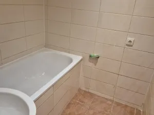 Pronájem bytu 2+1, Děčín - Děčín VI-Letná, 70 m2