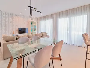 Prodej bytu 3+kk, Estepona, Španělsko, 81 m2