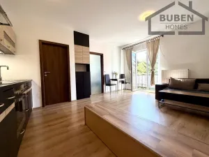 Prodej bytu 2+kk, Tachov, Na Třešňovce, 38 m2