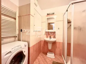 Pronájem bytu 1+kk, Zlín, Voženílkova, 26 m2