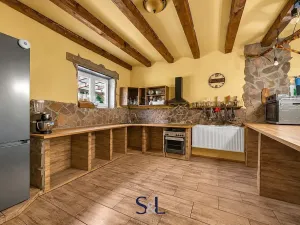 Prodej ubytování, Heřmanice, 470 m2
