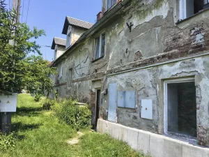 Prodej podílu vícegeneračního domu, Olšany, 831 m2