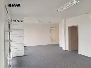 Pronájem obchodního prostoru, Praha - Modřany, Soukalova, 104 m2
