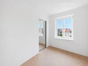 Prodej bytu 2+kk, Praha - Záběhlice, U zákrutu, 27 m2