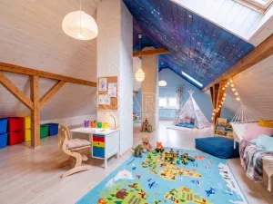 Prodej bytu 4+1, Beroun - Beroun-Hostim, Ke Svatému Jánu, 182 m2