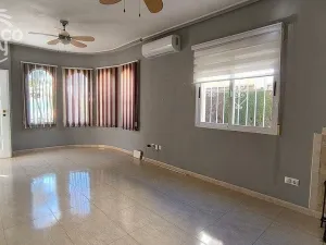 Prodej rodinného domu, Algorfa - La Finca Golf, Alicante, Španělsko, 90 m2