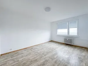 Pronájem bytu 1+1, Jirkov, Generála Svobody, 33 m2