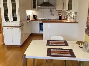 Pronájem bytu 2+kk, Praha - Strašnice, Názovská, 60 m2
