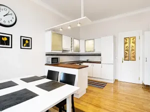 Pronájem bytu 3+1, Praha - Nové Město, Dřevná, 108 m2