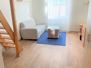 Pronájem bytu 1+kk, Praha - Libeň, Novákových, 34 m2