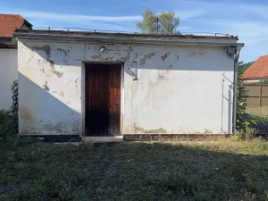 Prodej komerčního pozemku, Roztoky, 2151 m2