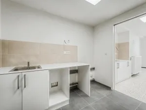 Pronájem komerční, Praha - Lysolaje, Kovárenská, 82 m2