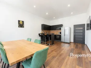 Prodej bytu 2+kk, Olomouc, Javoříčská, 75 m2
