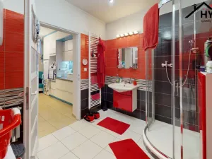 Prodej restaurace, Kvasiny, 550 m2