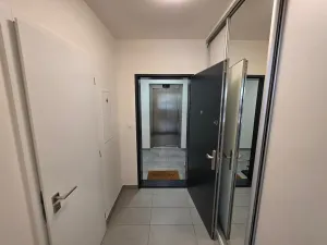 Pronájem bytu 1+kk, Praha - Jinonice, Kloudova, 23 m2