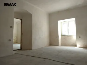 Prodej rodinného domu, Vráž, 328 m2