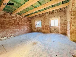 Prodej rodinného domu, Vráž, 328 m2