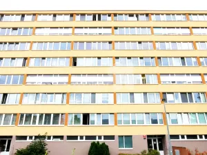 Pronájem bytu 2+kk, Praha - Karlín, Nekvasilova, 47 m2