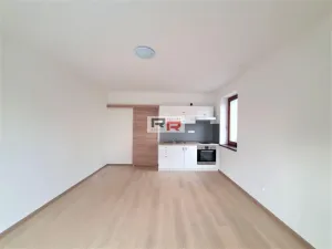 Pronájem bytu 1+kk, Šternberk, Hlavní náměstí, 28 m2