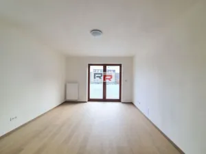 Pronájem bytu 1+kk, Šternberk, Hlavní náměstí, 28 m2