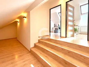 Prodej rodinného domu, Kostelec u Holešova, 180 m2