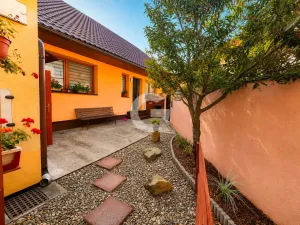 Prodej rodinného domu, Kostelec u Holešova, 180 m2