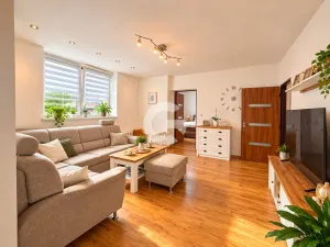Prodej rodinného domu, Kostelec u Holešova, 180 m2