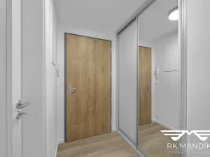 Pronájem bytu 1+kk, Praha - Hlubočepy, Divíškové, 33 m2