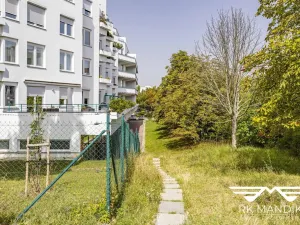 Pronájem bytu 1+kk, Praha - Hlubočepy, Divíškové, 33 m2