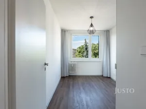 Pronájem bytu 2+kk, Praha - Kobylisy, Pohnertova, 43 m2
