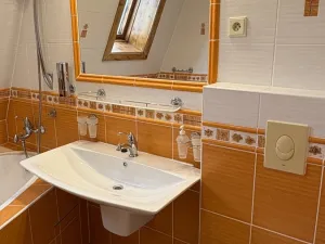 Pronájem rodinného domu, Hartmanice, 90 m2