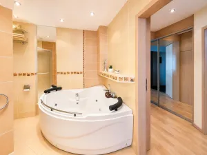 Prodej bytu 3+1, Praha - Hloubětín, Kukelská, 87 m2