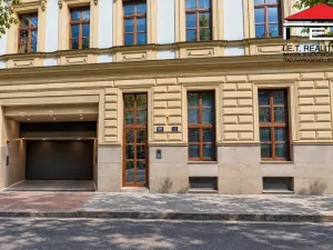 Pronájem garáže, Brno, Údolní, 14 m2