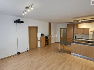 Pronájem bytu 2+kk, Praha - Hlubočepy, Štěpařská, 70 m2