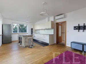 Prodej bytu 2+kk, Praha - Smíchov, Na Popelce, 58 m2