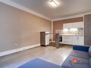 Pronájem bytu 2+kk, Velešín, Sídliště, 42 m2