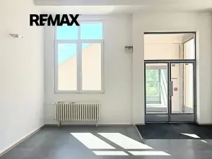 Pronájem kanceláře, Praha - Kobylisy, Horňátecká, 19 m2